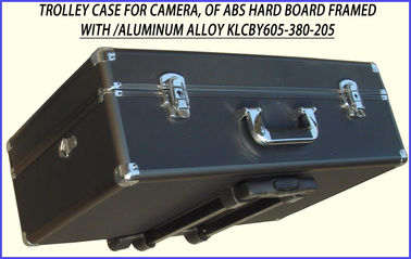 Aluminum Aluminum Camera Hard Case On Wheels Custom Color For Professionals